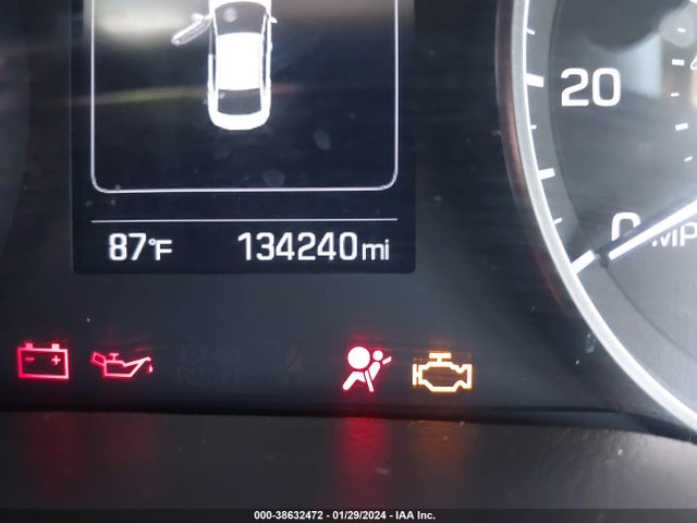 Hyundai ELANTRA SEL 2018 5NPD84LF2JH339154 Image 16
