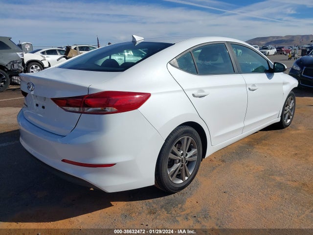Hyundai ELANTRA SEL 2018 5NPD84LF2JH339154 Image 4