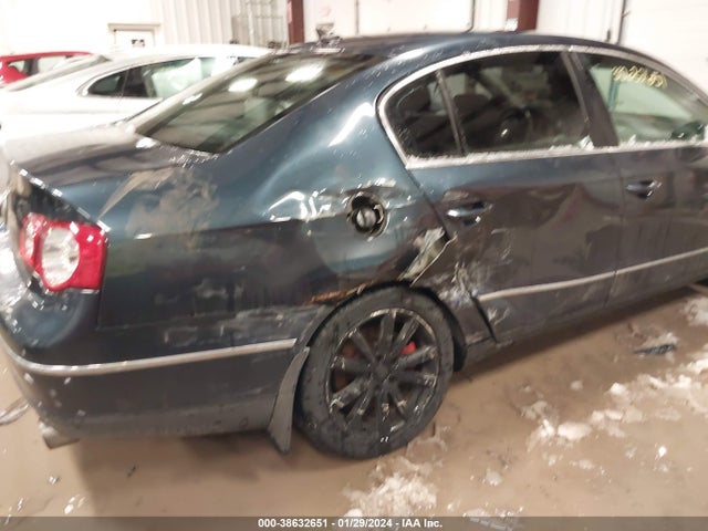 2007 VOLKSWAGEN PASSAT 3.6 VIN: WVWFU73CX7E176225