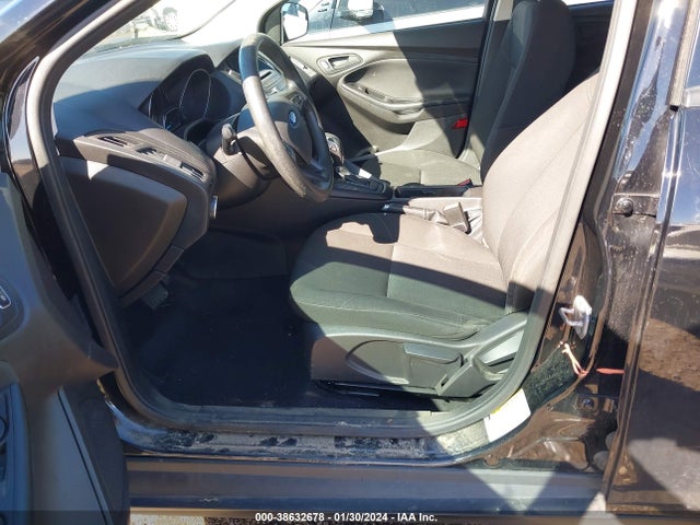 Ford FOCUS S 2016 1FADP3E26GL400765 Image 6