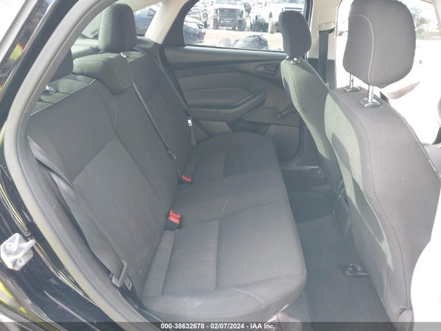 Ford FOCUS S 2016 1FADP3E26GL400765 Image 8