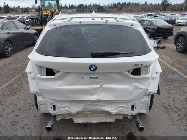 2017 BMW X1 XDRIVE28I VIN: WBXHT3C38H5F81253