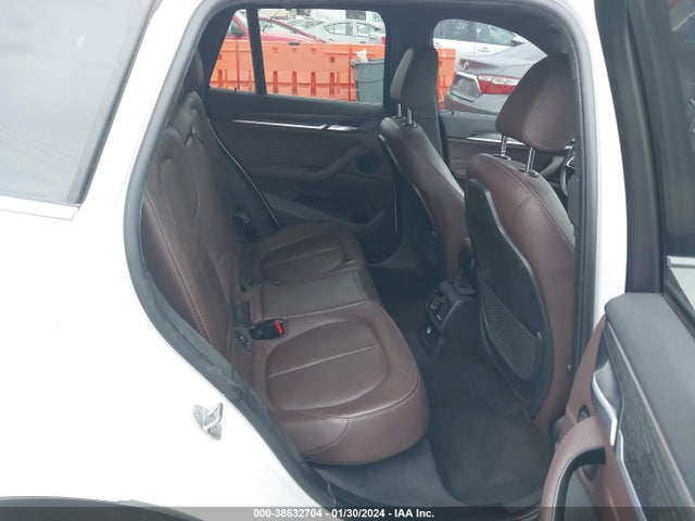 BMW X1 Xdrive28i 2017 WBXHT3C38H5F81253 Image 8