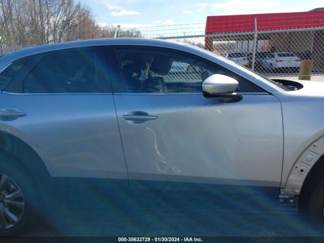 3MVDMACL0LM131057 Mazda Cx-30 Select Package