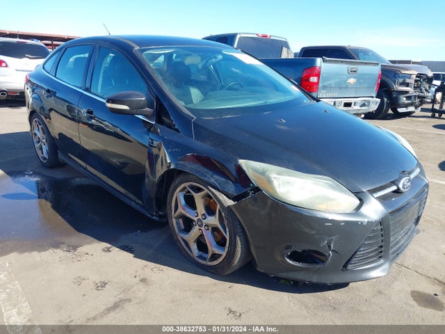 2013 FORD FOCUS TITANIUM VIN: 1FADP3J23DL313813