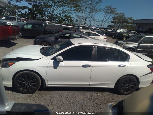 Honda ACCORD LX 2017 1HGCR2F3XHA074629 Image 15