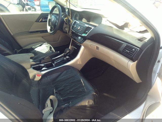 Honda ACCORD LX 2017 1HGCR2F3XHA074629 Image 5