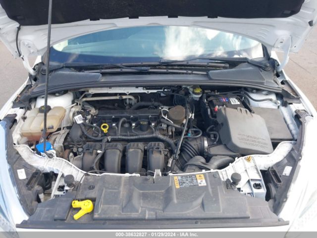 1FADP3F27FL317519 Ford FOCUS SE