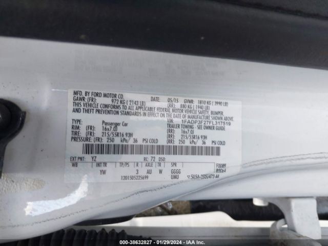 1FADP3F27FL317519 Ford FOCUS SE