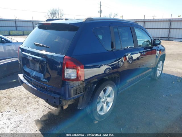 1C4NJCBA9GD621637 Jeep Compass Sport