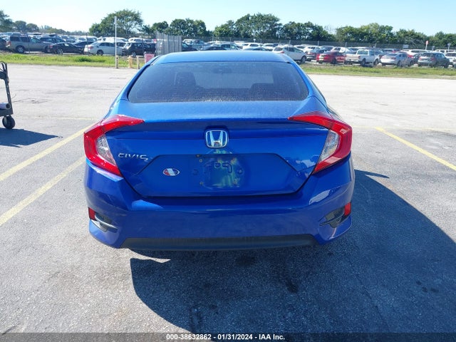 Honda Civic Lx 2018 2HGFC2F57JH607558 Image 16