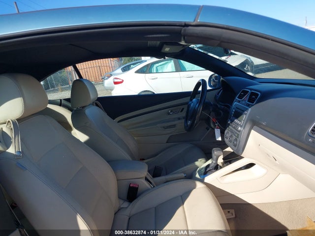 2008 VOLKSWAGEN EOS KOMFORT VIN: WVWBA71F28V052116