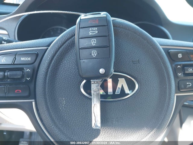 KIA Optima Lx 2016 5XXGT4L38GG108507 Image 11