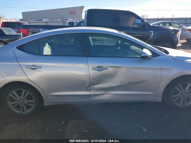 Hyundai ELANTRA SEL 2018 5NPD84LF8JH266596 Image 13