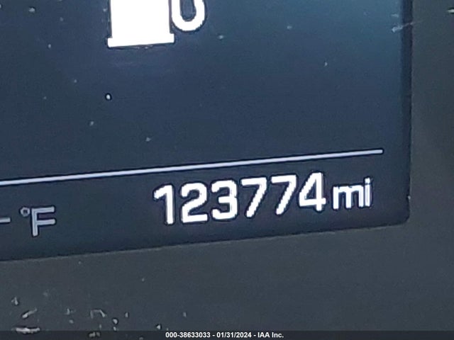 Hyundai ELANTRA SEL 2018 5NPD84LF8JH266596 Image 15