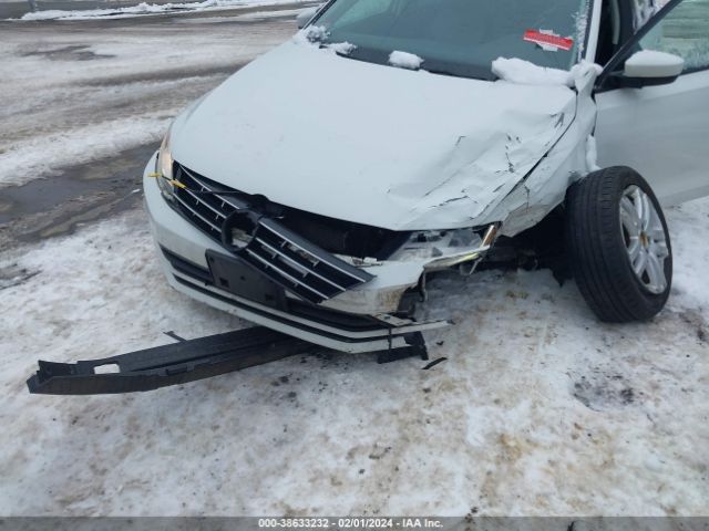 3VW2B7AJ8JM218234 Volkswagen Jetta 1.4t S