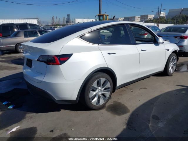 2020 TESLA MODEL Y 5YJYGDEE9LF056602 Photo 3