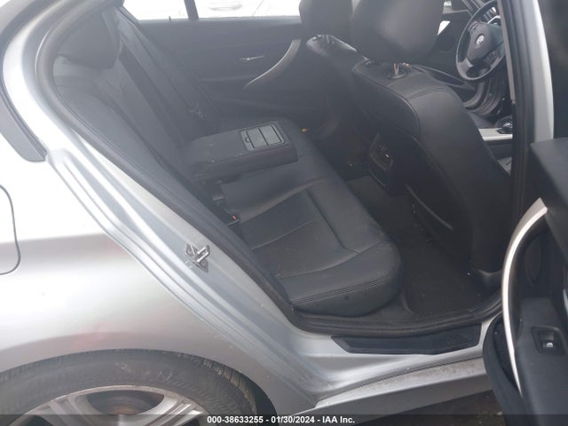 BMW 320i Xdrive 2014 WBA3C3C53EF984968 Image 8
