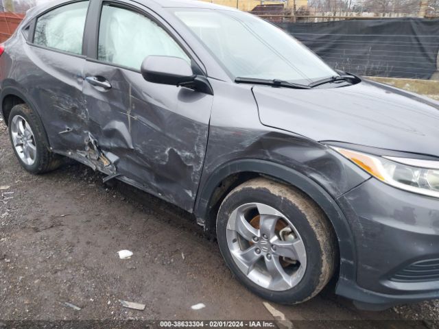 3CZRU6H30NM761798 Honda Hr-v Awd Lx