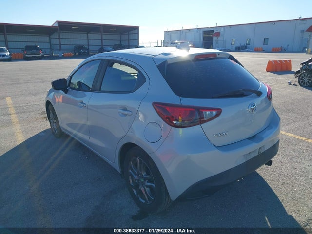 Toyota YARIS LE 2020 3MYDLBJVXLY700277 Image 3