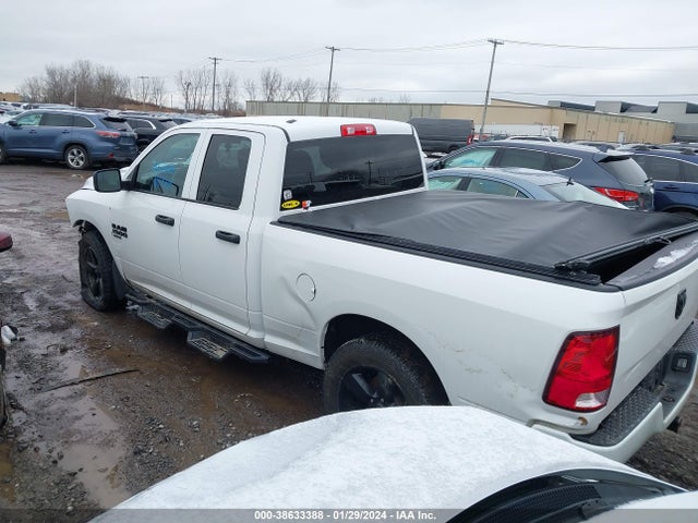 RAM 1500 Classic 2019 1C6RR7FG6KS579424 Image 3
