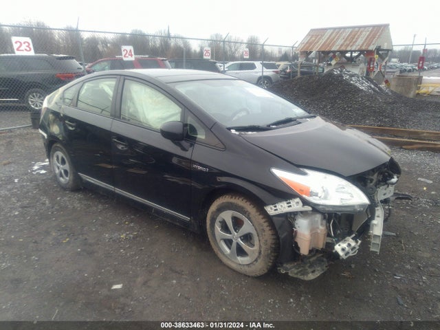 Toyota Prius Three 2014 JTDKN3DU9E0393528 Image 1