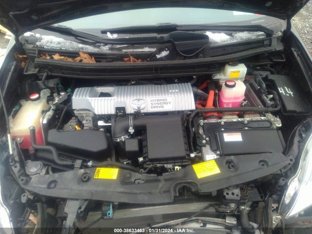 Toyota Prius Three 2014 JTDKN3DU9E0393528 Image 10