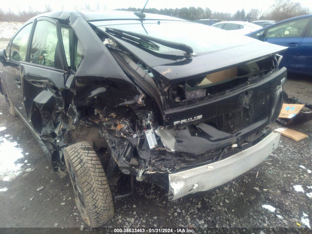 Toyota Prius Three 2014 JTDKN3DU9E0393528 Image 12