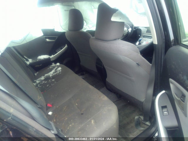 Toyota Prius Three 2014 JTDKN3DU9E0393528 Image 8