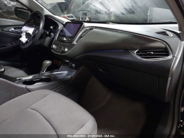 1G1ZD5STXJF290108 Chevrolet MALIBU LT