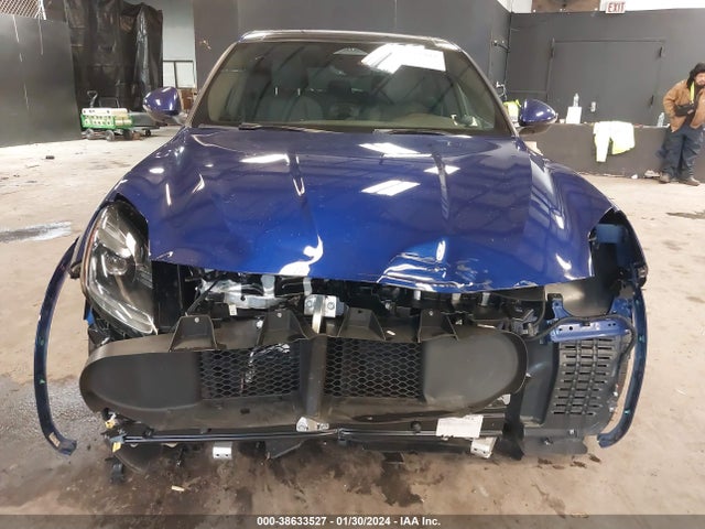 2023 MASERATI GRECALE MODENA VIN: ZN682AVM8P7410639