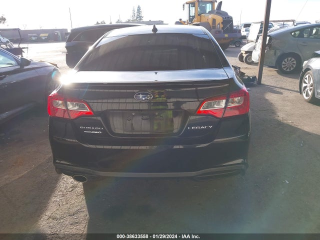 Subaru Legacy 2.5i Premium 2018 4S3BNAF6XJ3023183 Image 16