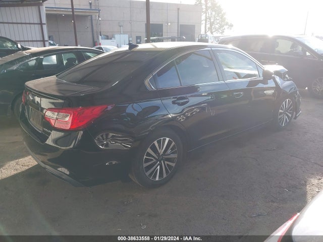 Subaru Legacy 2.5i Premium 2018 4S3BNAF6XJ3023183 Image 4