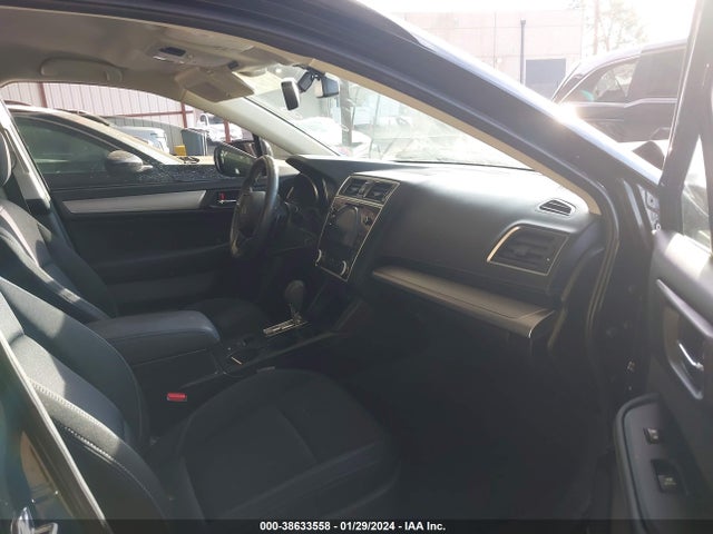 Subaru Legacy 2.5i Premium 2018 4S3BNAF6XJ3023183 Image 5