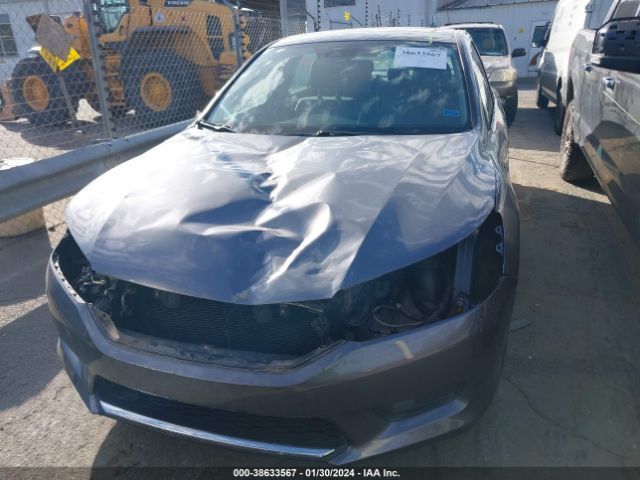 1HGCR3F92FA008096 Honda Accord Touring