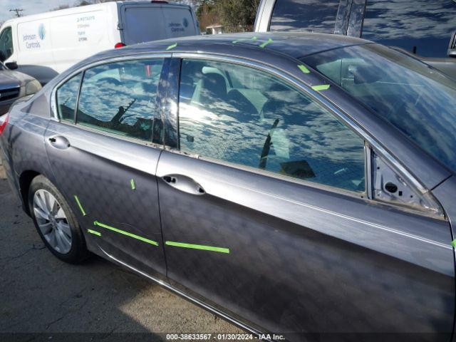 1HGCR3F92FA008096 Honda Accord Touring