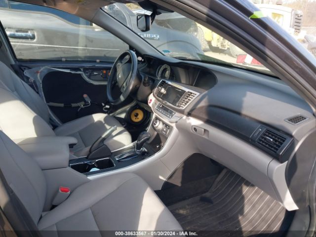 1HGCR3F92FA008096 Honda Accord Touring