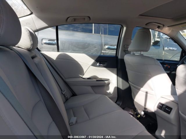 1HGCR3F92FA008096 Honda Accord Touring