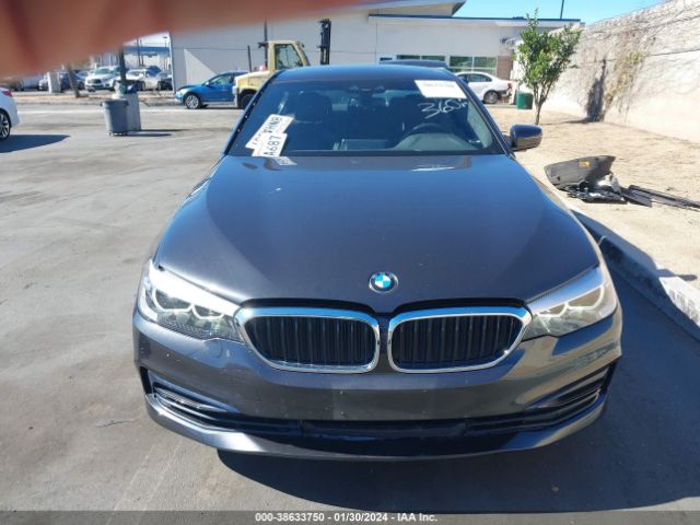 WBAJA9C03LCD40151 BMW 530e Iperformance
