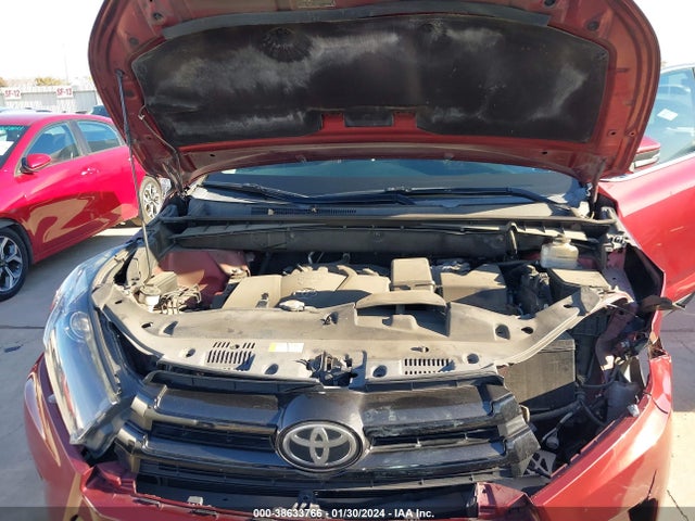 2019 TOYOTA HIGHLANDER SE VIN: 5TDKZRFH5KS569023