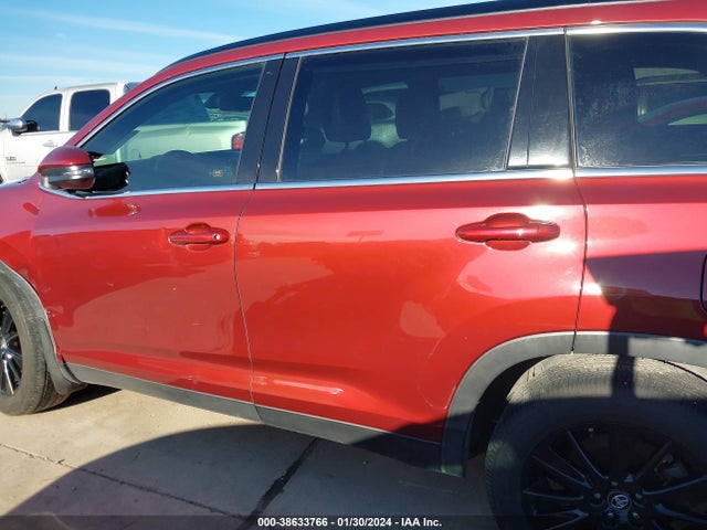 2019 TOYOTA HIGHLANDER SE VIN: 5TDKZRFH5KS569023