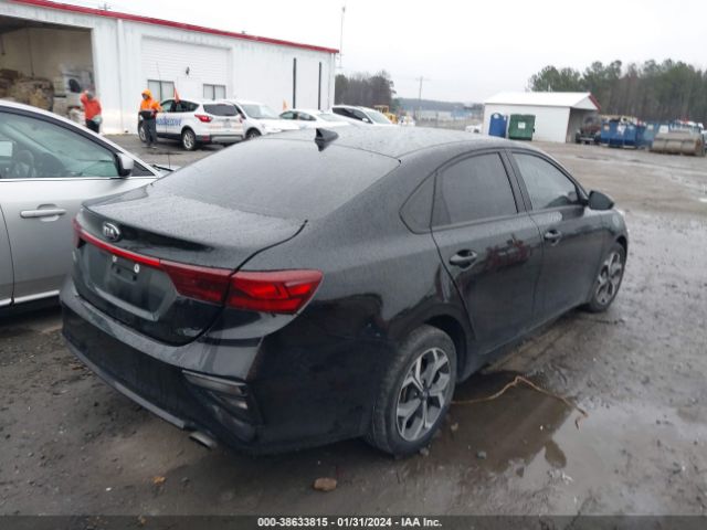 3KPF24AD4ME384178 KIA Forte Lxs