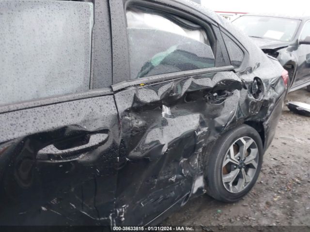 3KPF24AD4ME384178 KIA Forte Lxs