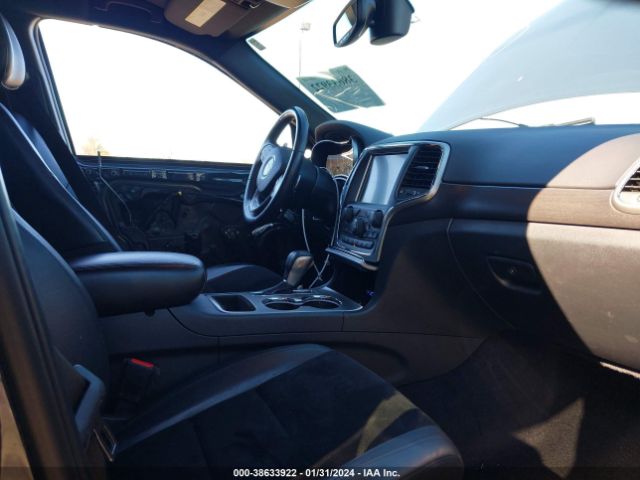 2017 JEEP GRAND CHEROKEE 1C4RJFAG1HC894894 Photo 4