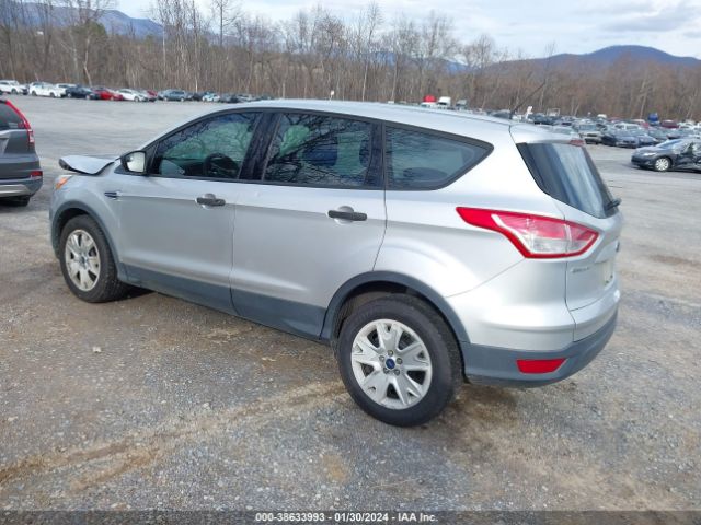2016 FORD ESCAPE 1FMCU0F7XGUA03024 Photo 2
