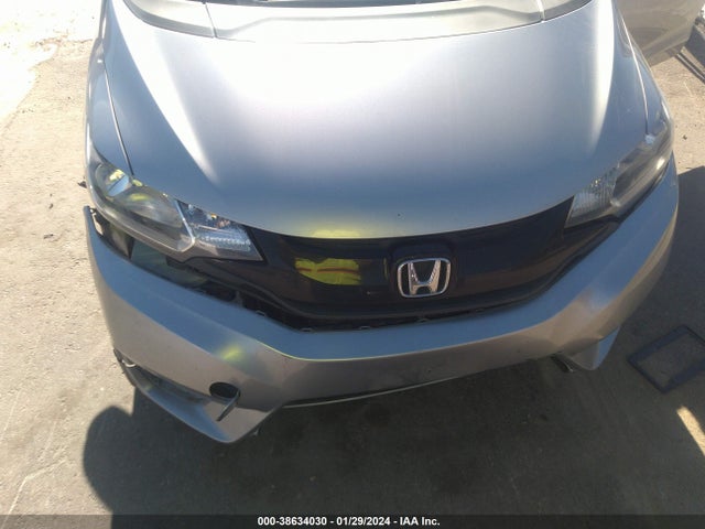 Honda FIT LX 2017 3HGGK5H57HM709170 Image 6