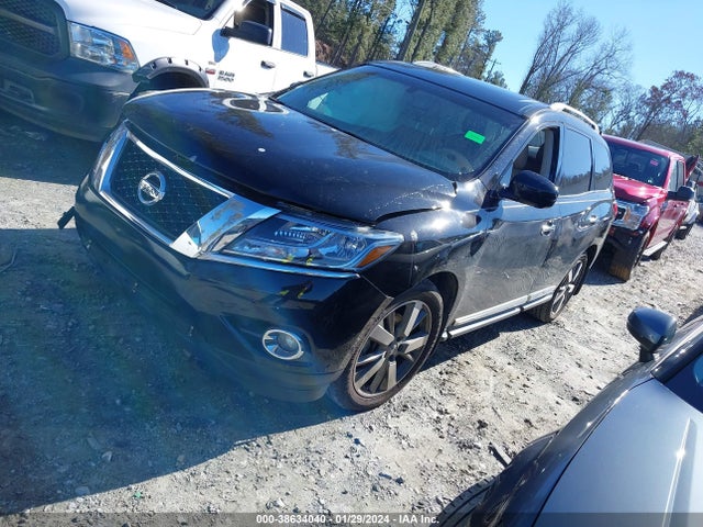 Nissan Pathfinder Platinum 2015 5N1AR2MN3FC701789 Image 2