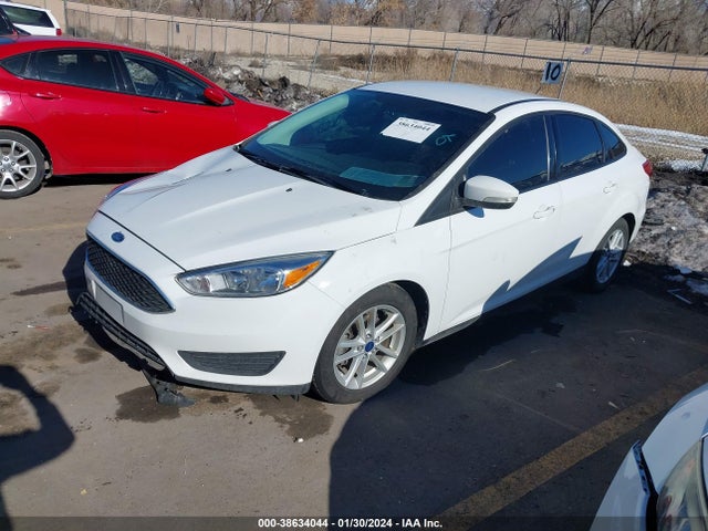 Ford FOCUS SE 2017 1FADP3F25HL254598 Image 2
