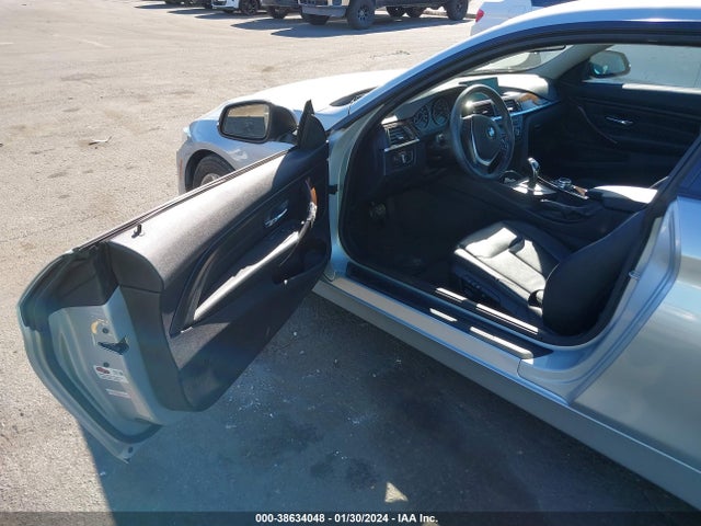 BMW 428i 2014 WBA3N7C59EF718646 Image 5