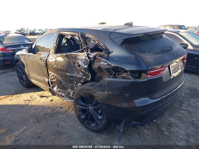 2024 JAGUAR F-PACE SADCT2EX5RA721111 Photo 2